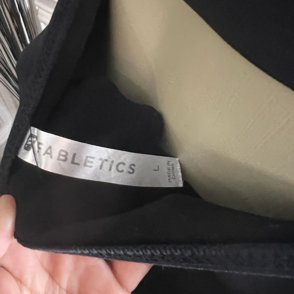 Fabletics dresse - Picture 2 of 8